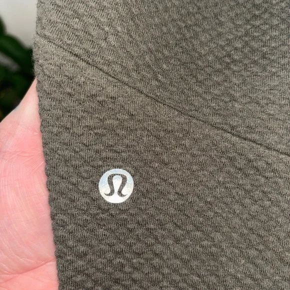 lululemon athletica AT EASE jogger SMALL DKOV